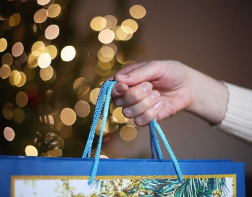 Гүл мен сыйлыққа сұранысты пайдаланып жасалатын алаяқтық әдістері