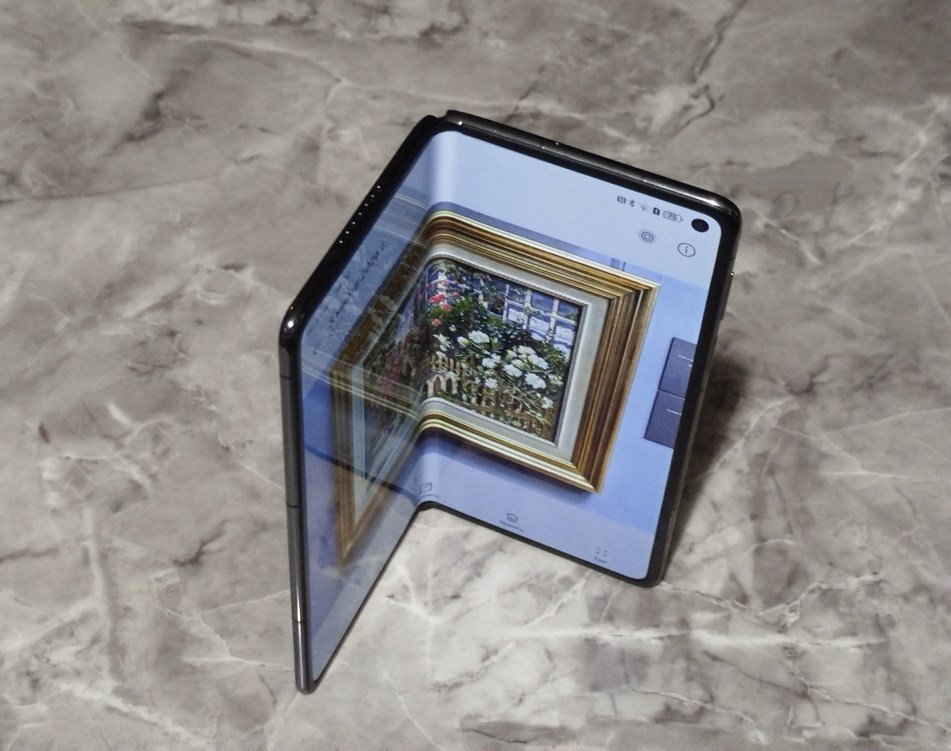 Huawei Mate X7 – утонченная пластичность с серьезным набором камер