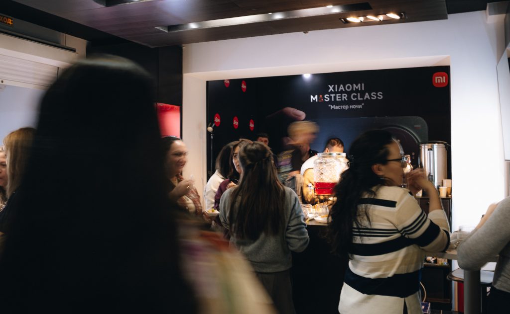 Искусство в каждом кадре: открываем новые грани ночного города вместе с Xiaomi 17 Ultra