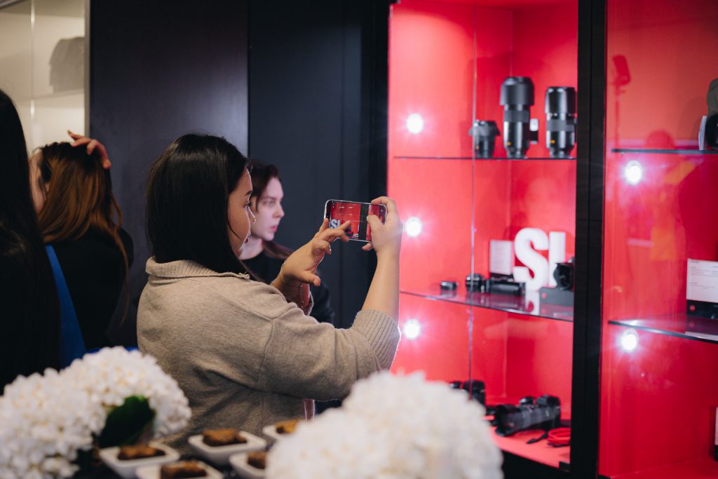 Искусство в каждом кадре: открываем новые грани ночного города вместе с Xiaomi 17 Ultra