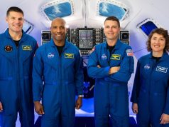 NASA разрешило астронавтам брать в космос смартфоны