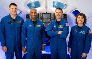 NASA разрешило астронавтам брать в космос смартфоны Home