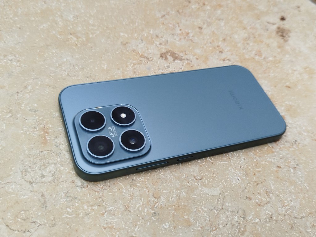 Xiaomi 17 – маленький флагман с большими возможностями