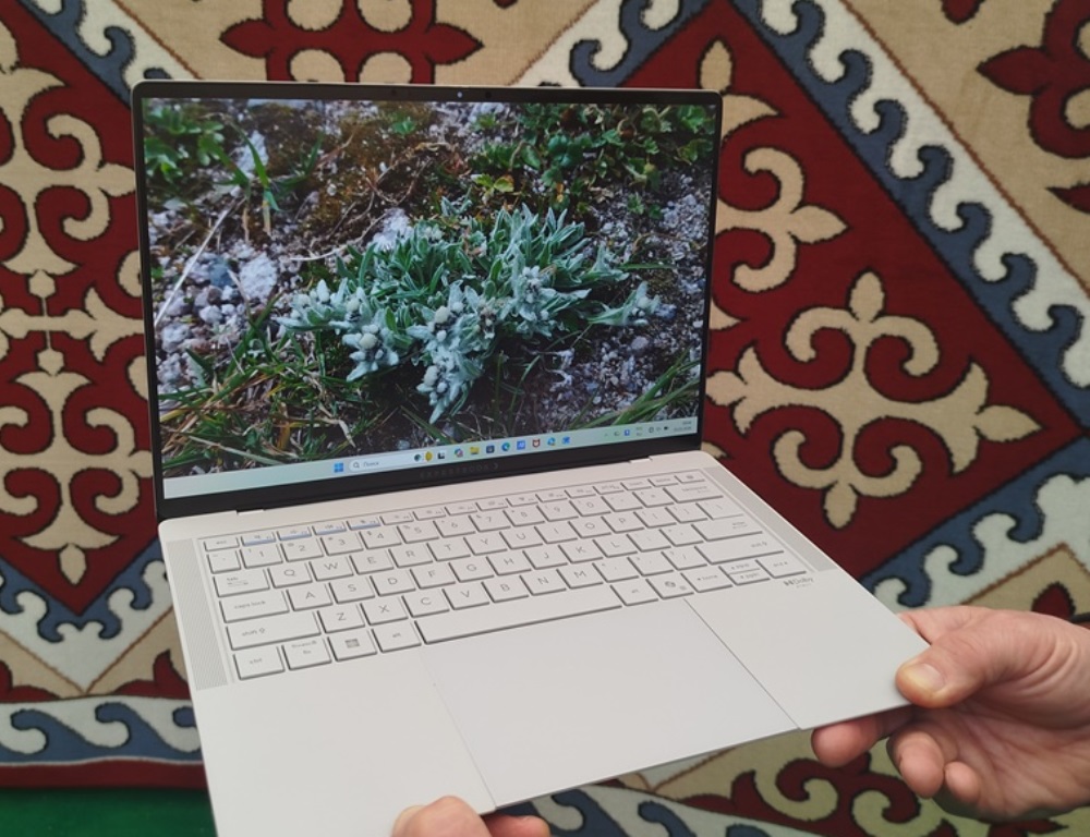 ASUS ExpertBook B9406CAA – ультратонкий, прочный и высокопроизводительный ноутбук для вашего бизнеса