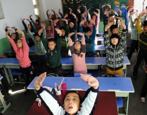 Қытай мектептерінде оқушыларды ынталандырудың жаңа цифрлық тәсілі енгізілді