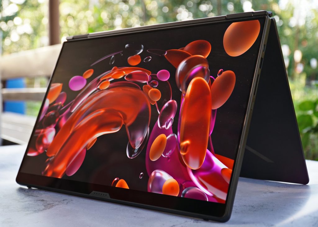 ASUS ROG Zephyrus Duo GX651А. Один ноутбук, пять сценариев