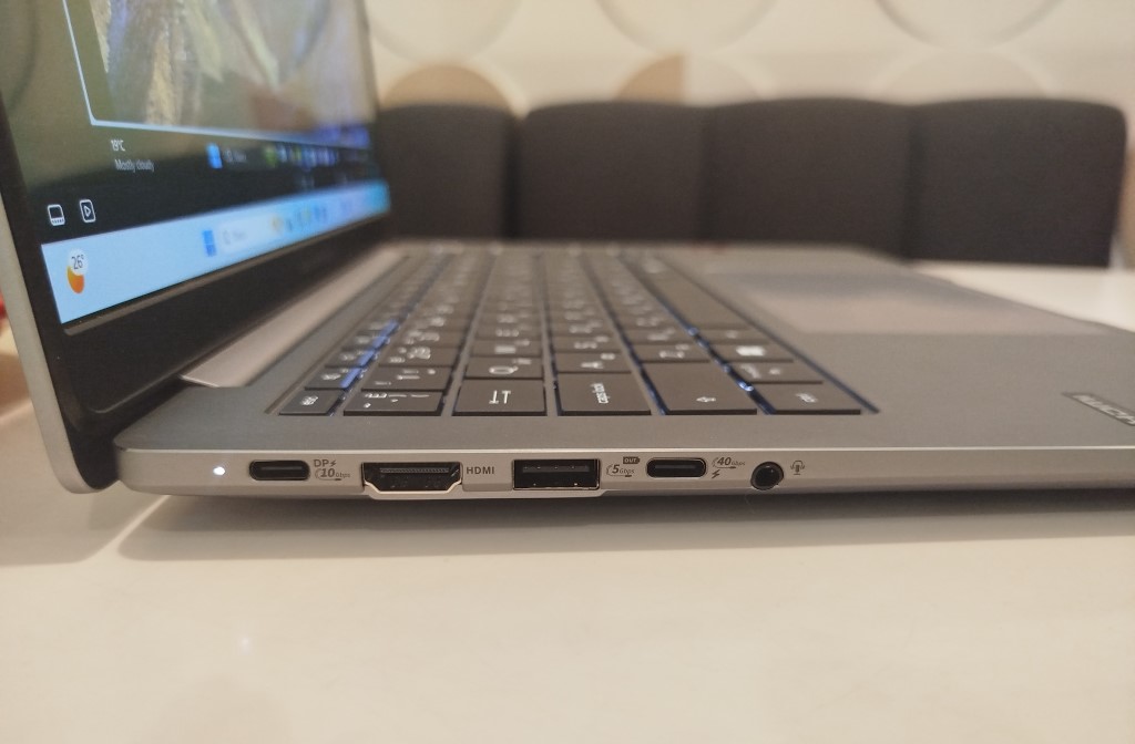 ASUS ExpertBook P5 G2 – высокоинтеллектуальный бизнес-инструмент, созданный для вашего успеха и мобильности