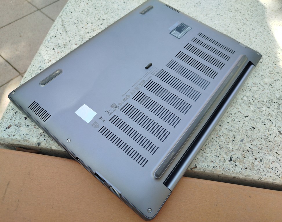 ASUS ExpertBook P5 G2 – высокоинтеллектуальный бизнес-инструмент, созданный для вашего успеха и мобильности