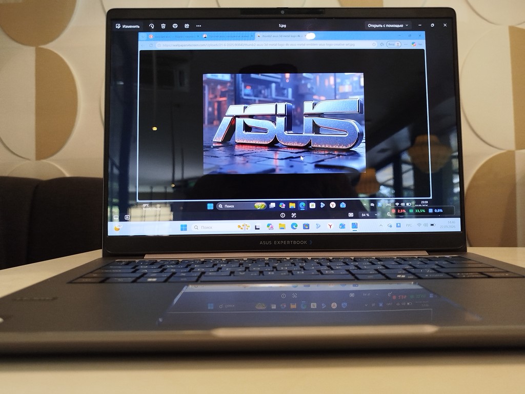 ASUS ExpertBook P5 G2 – высокоинтеллектуальный бизнес-инструмент, созданный для вашего успеха и мобильности