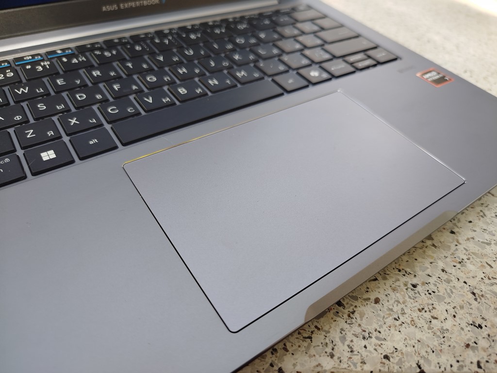 ASUS ExpertBook P5 G2 – высокоинтеллектуальный бизнес-инструмент, созданный для вашего успеха и мобильности