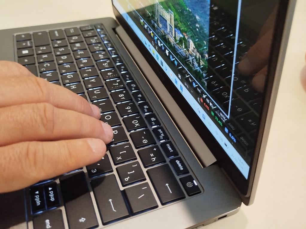 ASUS ExpertBook P5 G2 – высокоинтеллектуальный бизнес-инструмент, созданный для вашего успеха и мобильности