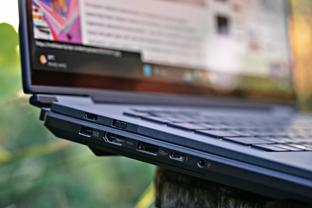 ASUS ROG Zephyrus Duo GX651А. Один ноутбук, пять сценариев