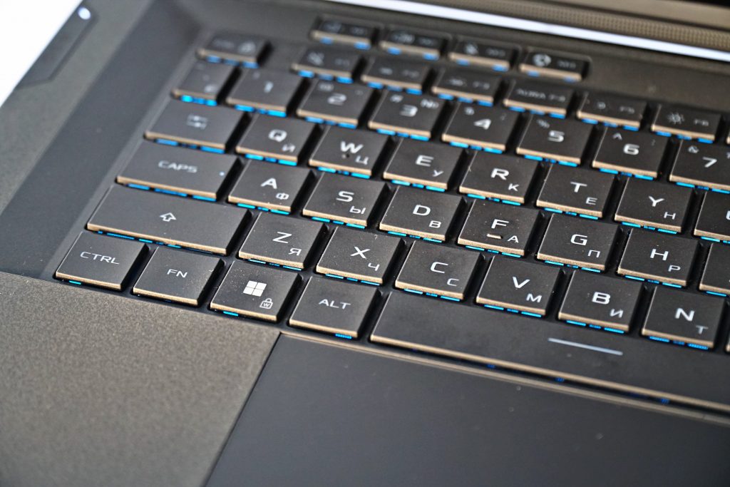 ASUS ROG Zephyrus Duo GX651А. Один ноутбук, пять сценариев