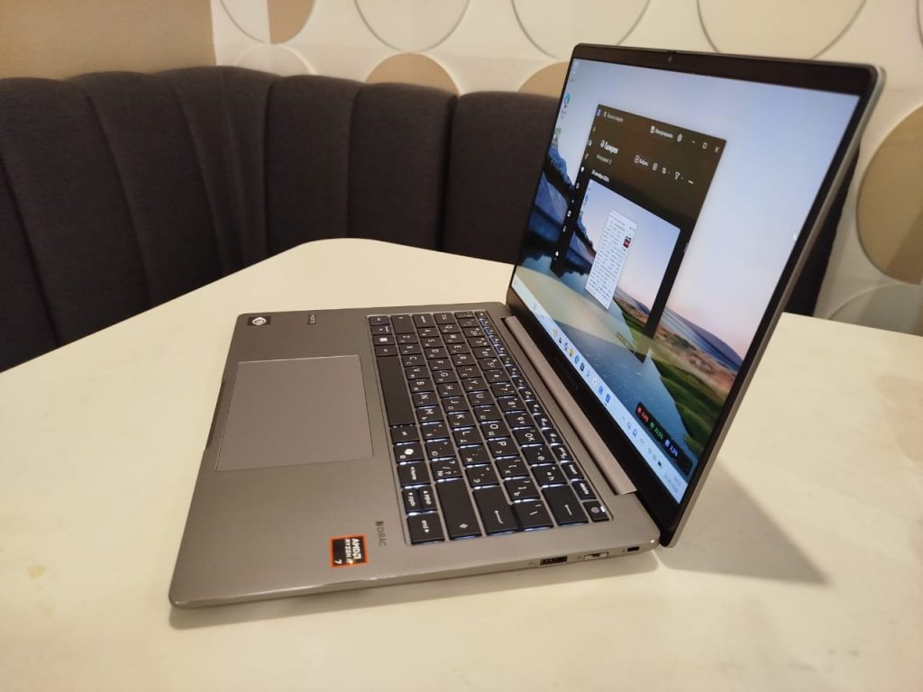 ASUS ExpertBook P5 G2 – высокоинтеллектуальный бизнес-инструмент, созданный для вашего успеха и мобильности