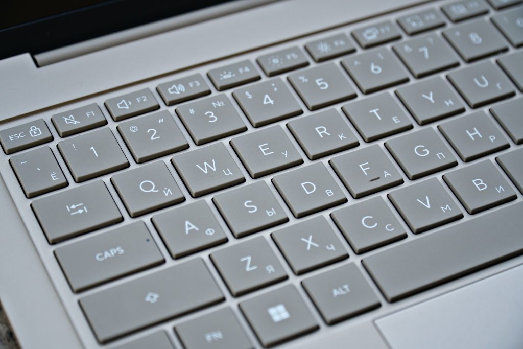 Обзор ASUS Zenbook 14 UX3480KA. Свежий взгляд на классический Zenbook