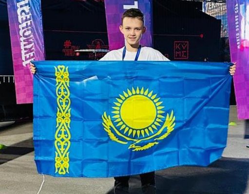 24 елдің үздік ұшқышы бақ сынаған жарыста Қазақстан атынан 13 жастағы қарағандылық өнер көрсетті