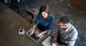 ASUS представляет ExpertBook A7 – изысканный дизайн, ультратонкий цельнометаллический корпус, высокая производительность и непревзойденная надежность Home